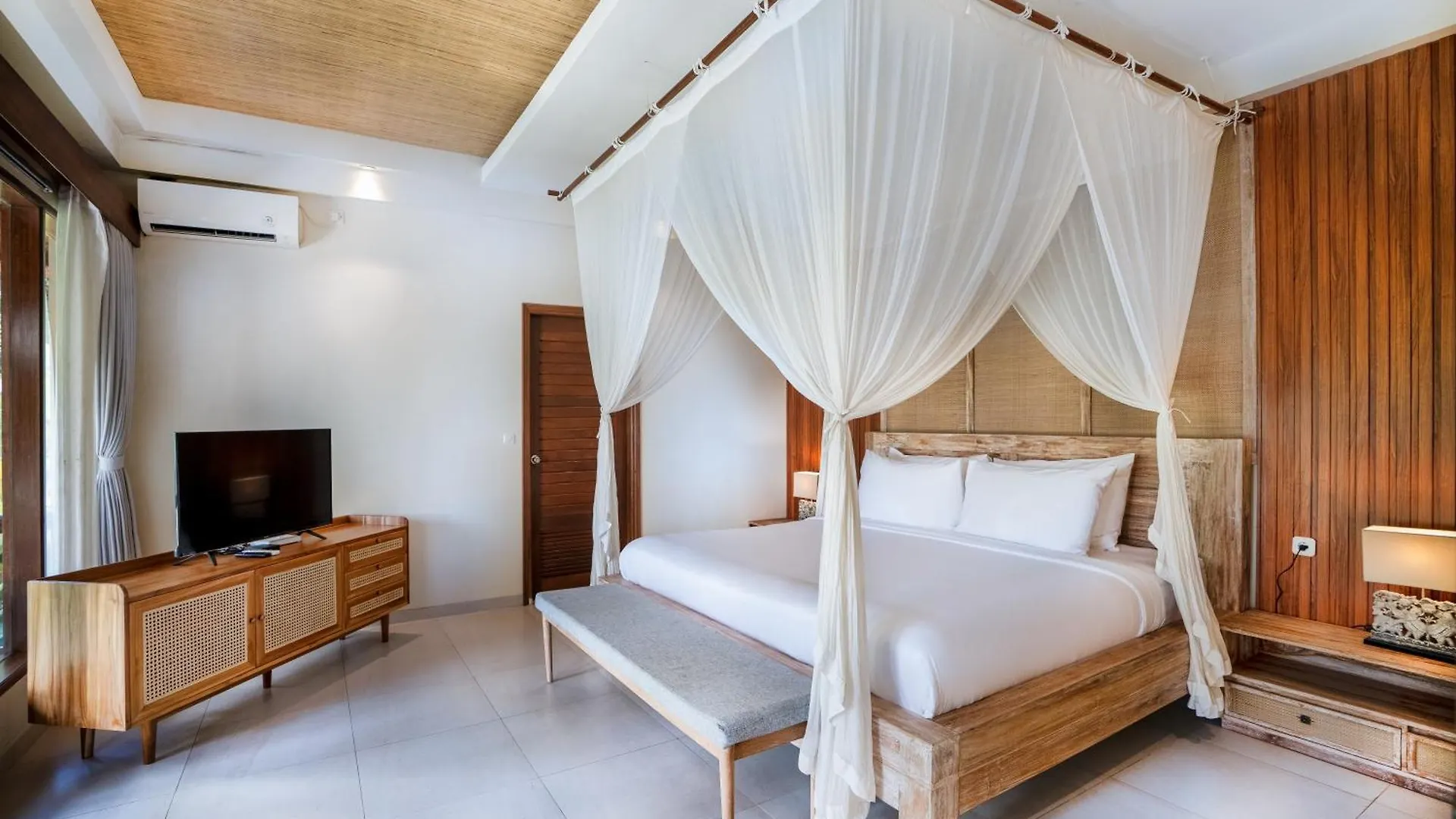 Tjendana Kanaka Jungle Resort Ubud 0*,